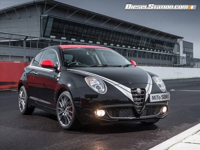 Alfa Romeo Quadrifoglio Verde SBK Limited Edition 2013 Picture #14 Alfa Romeo Quadrifoglio Verde SBK Limited Edition 2013 Picture #14